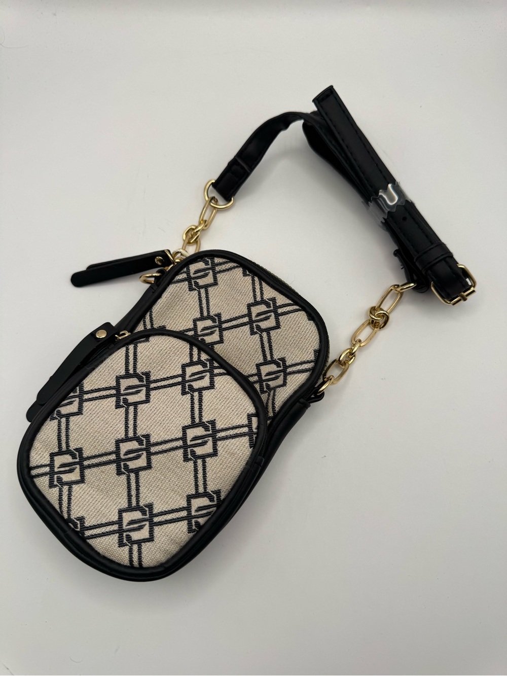 Primark Small Black Round Coin Purse with Gold Zip Detail NEW